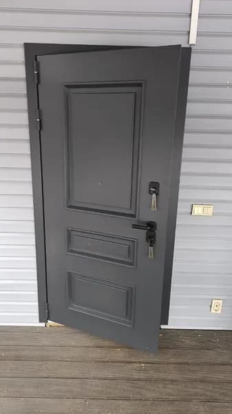 Customer Photo 4